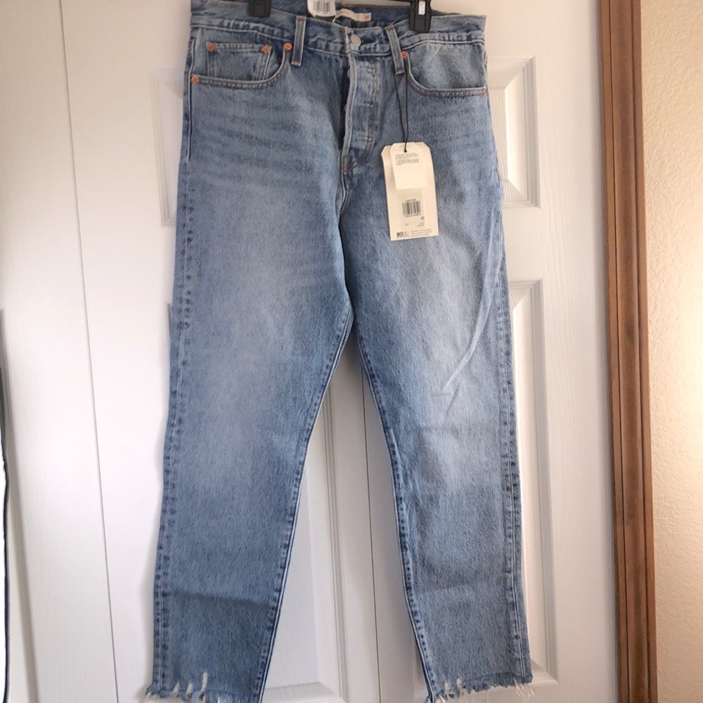 •LAST PAIR* Levi’s Wedgie hi waisted VTG inspired frayed jeans NWT SZ 30/SZ 10 - Picture 7 of 15